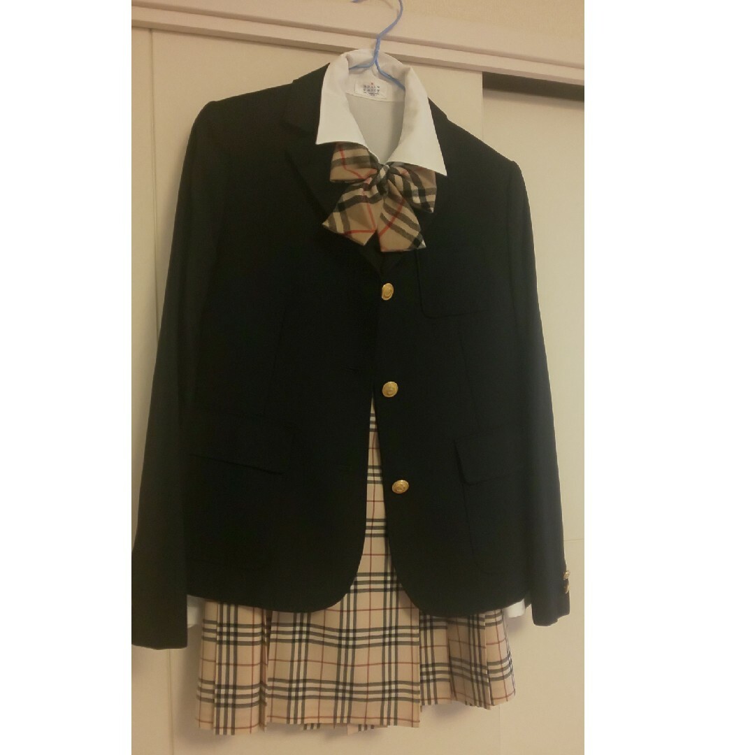 BURBERRY(バーバリー)のBURBERRY セットアップ 160A 女の子 キッズ/ベビー/マタニティのキッズ服女の子用(90cm~)(ドレス/フォーマル)の商品写真