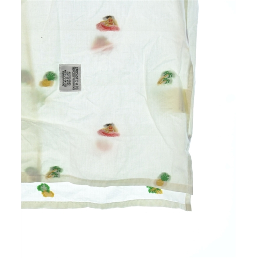SARCASTIC(サキャスティック)のSARCASTIC カジュアルシャツ XL アイボリーx赤x緑等(総柄) 【古着】【中古】 メンズのトップス(シャツ)の商品写真