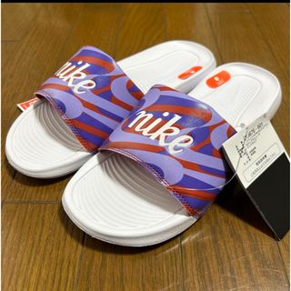 ナイキ(NIKE)の24cm ナイキ ビクトリーワンスライド プリント サンダル(サンダル)