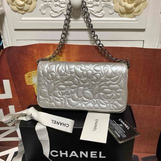 シャネル(CHANEL)の激かわ☆美品☆可愛い☆CHANEL☆カメリア☆ショルダーバッグ☆(ショルダーバッグ)