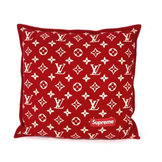 ルイヴィトン(LOUIS VUITTON)のルイヴィトン LOUIS VUITTON モノグラム MP1886 シュプリーム SUPREME コラボ ピロー 枕 インテリア クッション ウール/カシミヤ レッド(クッション)