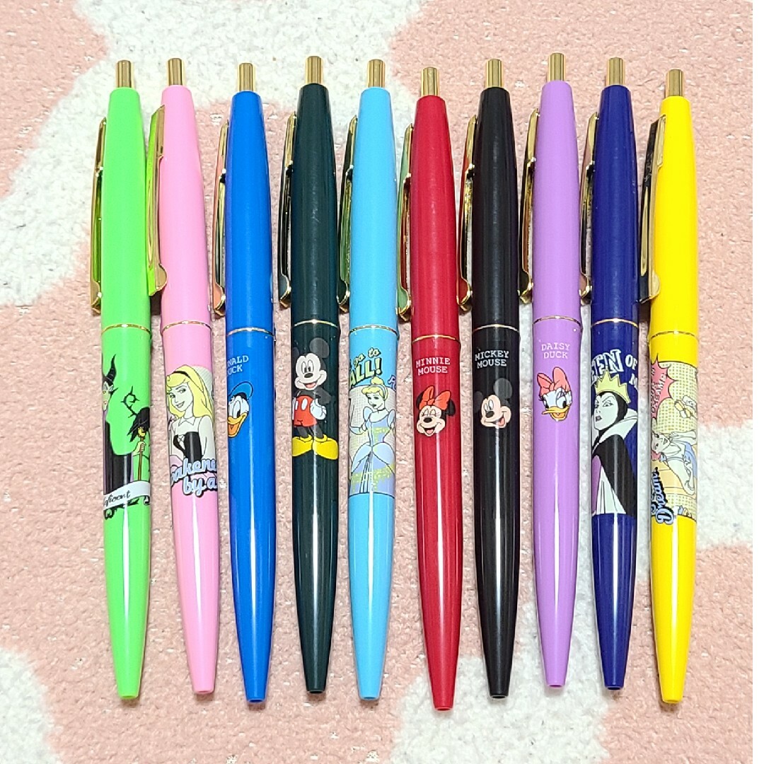 Disney(ディズニー)のディズニー　ボールペン　クリックゴールド BIC  文房具 筆記用具 インテリア/住まい/日用品の文房具(ペン/マーカー)の商品写真