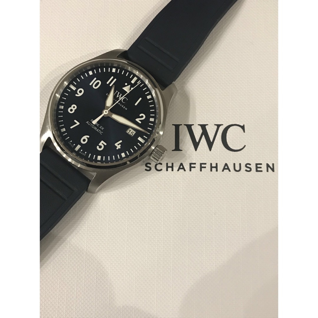 IWC(インターナショナルウォッチカンパニー)のIWC マーク20 パイロットウォッチ ラバーストラップ ロングパワーリザーブ メンズの時計(腕時計(アナログ))の商品写真