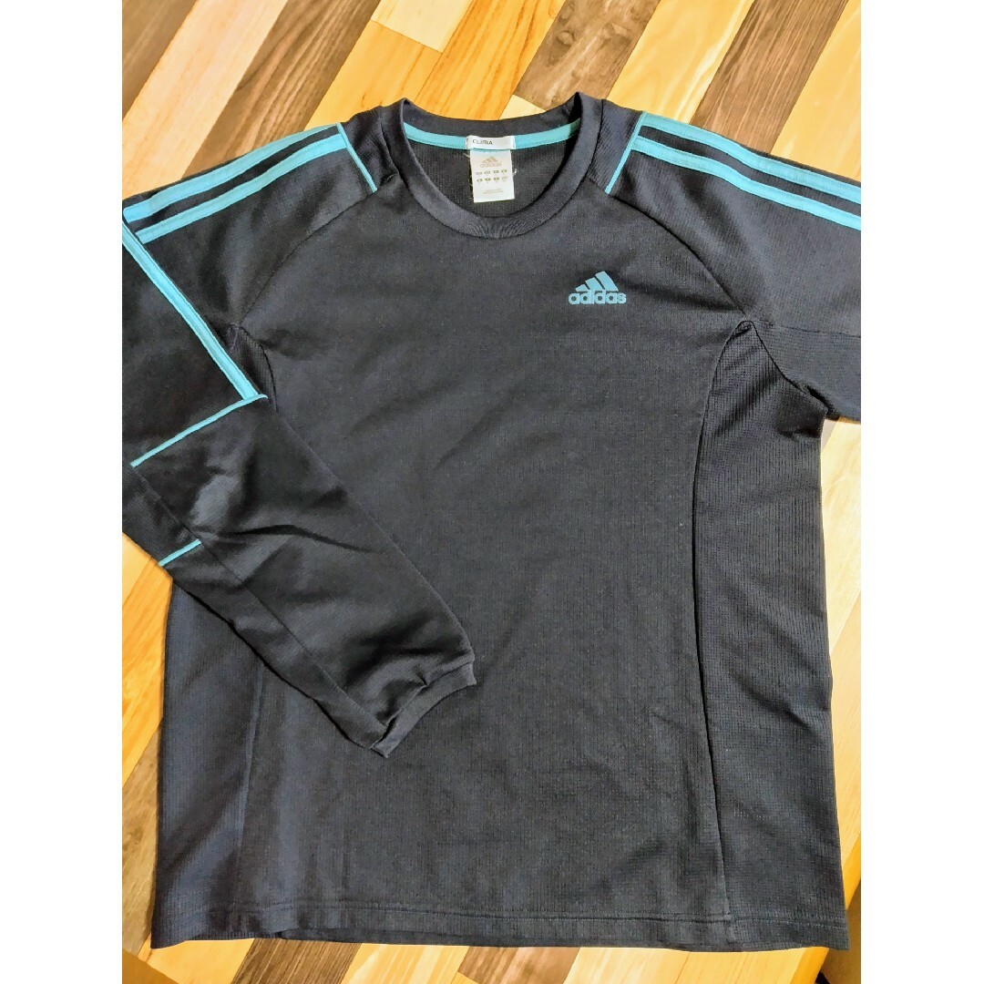 adidas(アディダス)のアディダスメンズ　長袖 メンズのトップス(Tシャツ/カットソー(七分/長袖))の商品写真