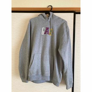 ギャップ(GAP)のgap パーカー　メンズ　(パーカー)