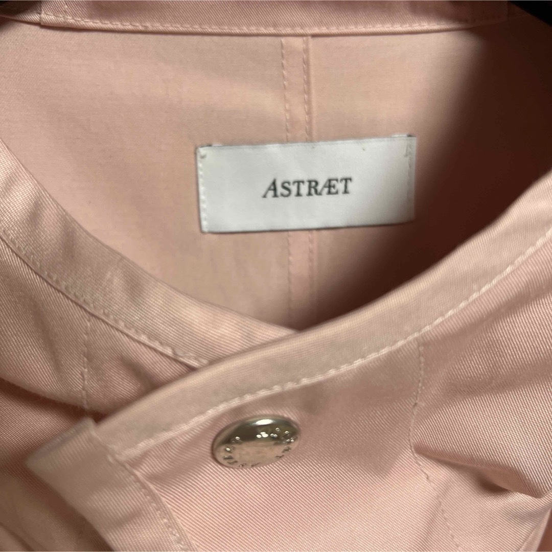 ASTRAET(アストラット)のASTRAET アストラット　アウター　ピンク レディースのジャケット/アウター(ミリタリージャケット)の商品写真