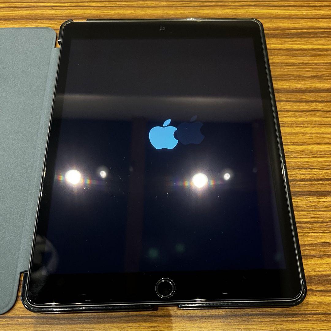 iPad(アイパッド)のiPad 第9世代 64GB スペースグレイ　美品 スマホ/家電/カメラのPC/タブレット(タブレット)の商品写真