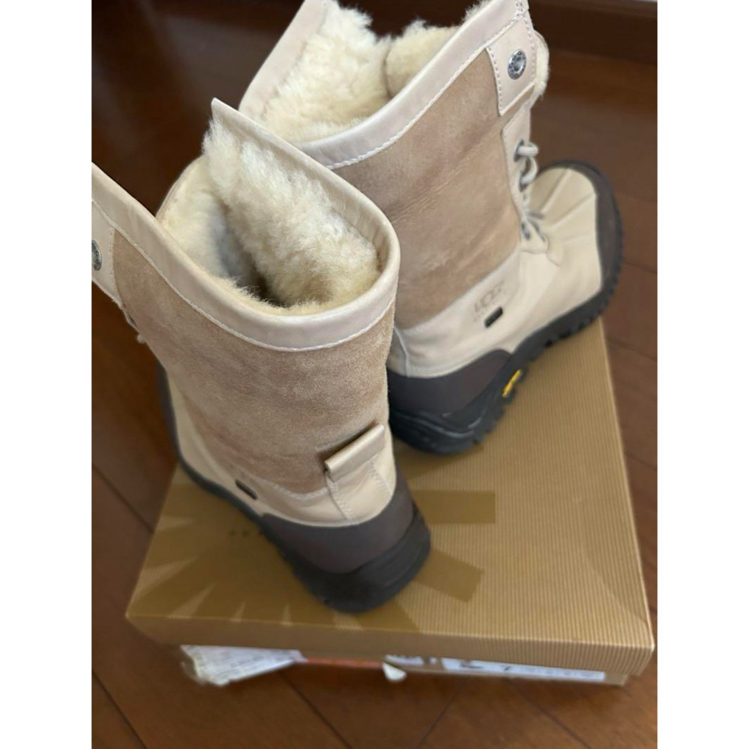 UGG(アグ)のUGG アグ レインブーツ スノーブーツ 24cm US7 レディースの靴/シューズ(レインブーツ/長靴)の商品写真