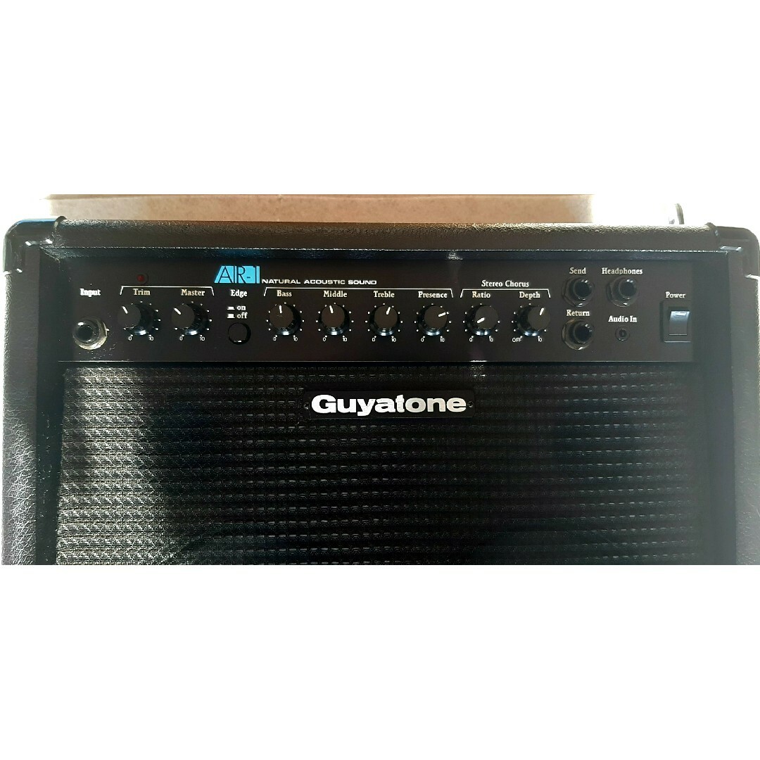 Roland(ローランド)のAIR-1 ステレオコーラス内蔵 国産GUYATONE エレアコ用 小型アンプ 楽器のギター(ギターアンプ)の商品写真