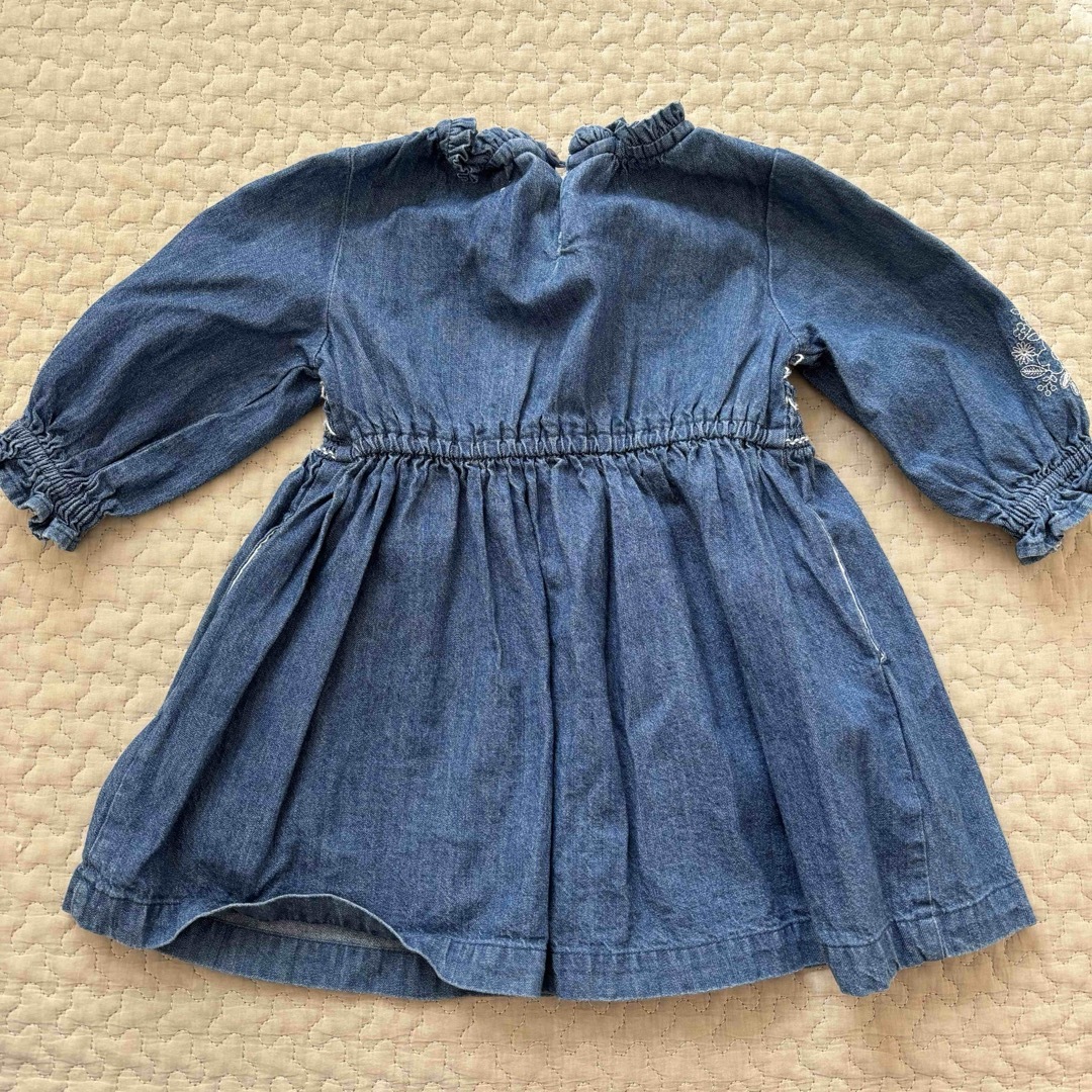 デニム トップス ワンピース 80 キッズ/ベビー/マタニティのキッズ服女の子用(90cm~)(ワンピース)の商品写真