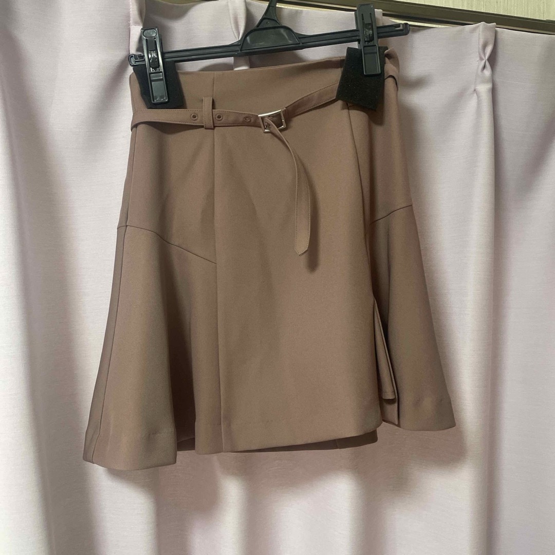 MERCURYDUO(マーキュリーデュオ)のマーキュリーデュオ　ベルト付きミニスカパン レディースのスカート(ミニスカート)の商品写真