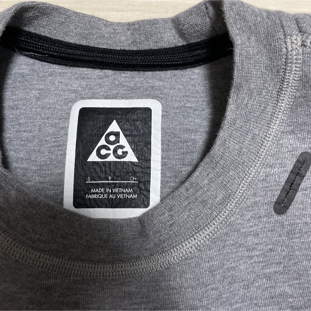 NIKE(ナイキ)のnike acg TECH FLEECE CREW SWEATSHIRT S メンズのトップス(スウェット)の商品写真