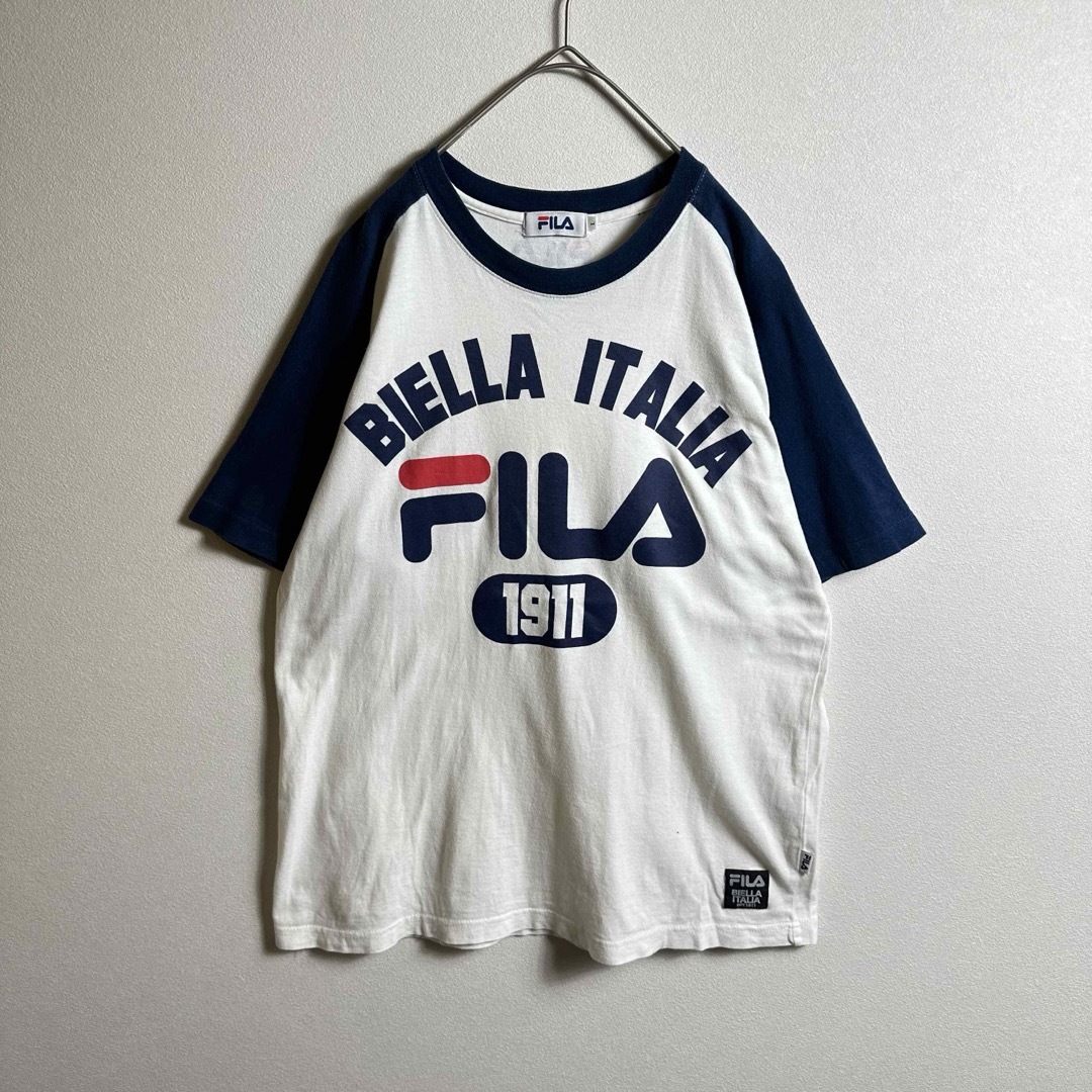 FILA(フィラ)の【3点1万円】フィラ　ラグランTシャツ　Lサイズ　半袖　ロゴプリントホワイト白紺 メンズのトップス(Tシャツ/カットソー(半袖/袖なし))の商品写真