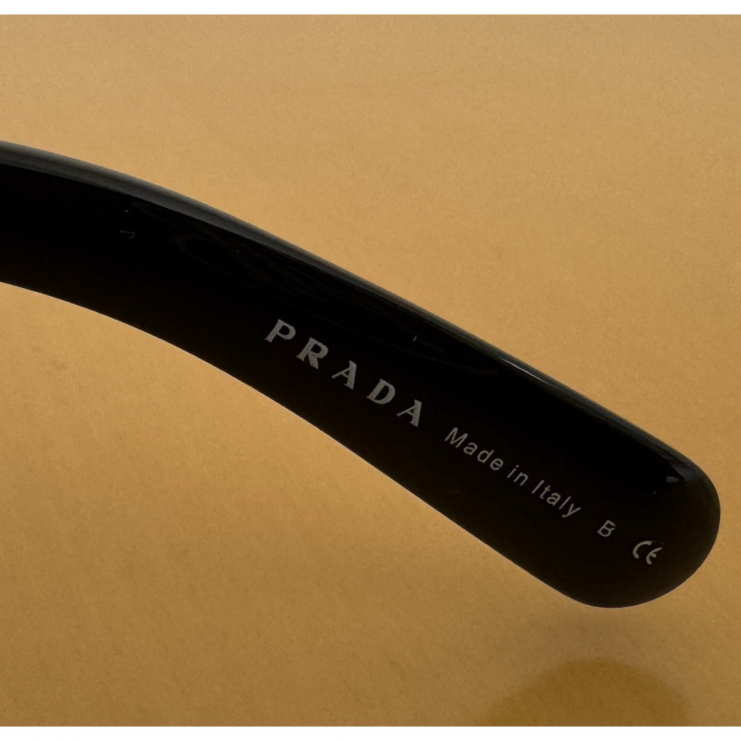PRADA(プラダ)のPRADA レディースのファッション小物(サングラス/メガネ)の商品写真