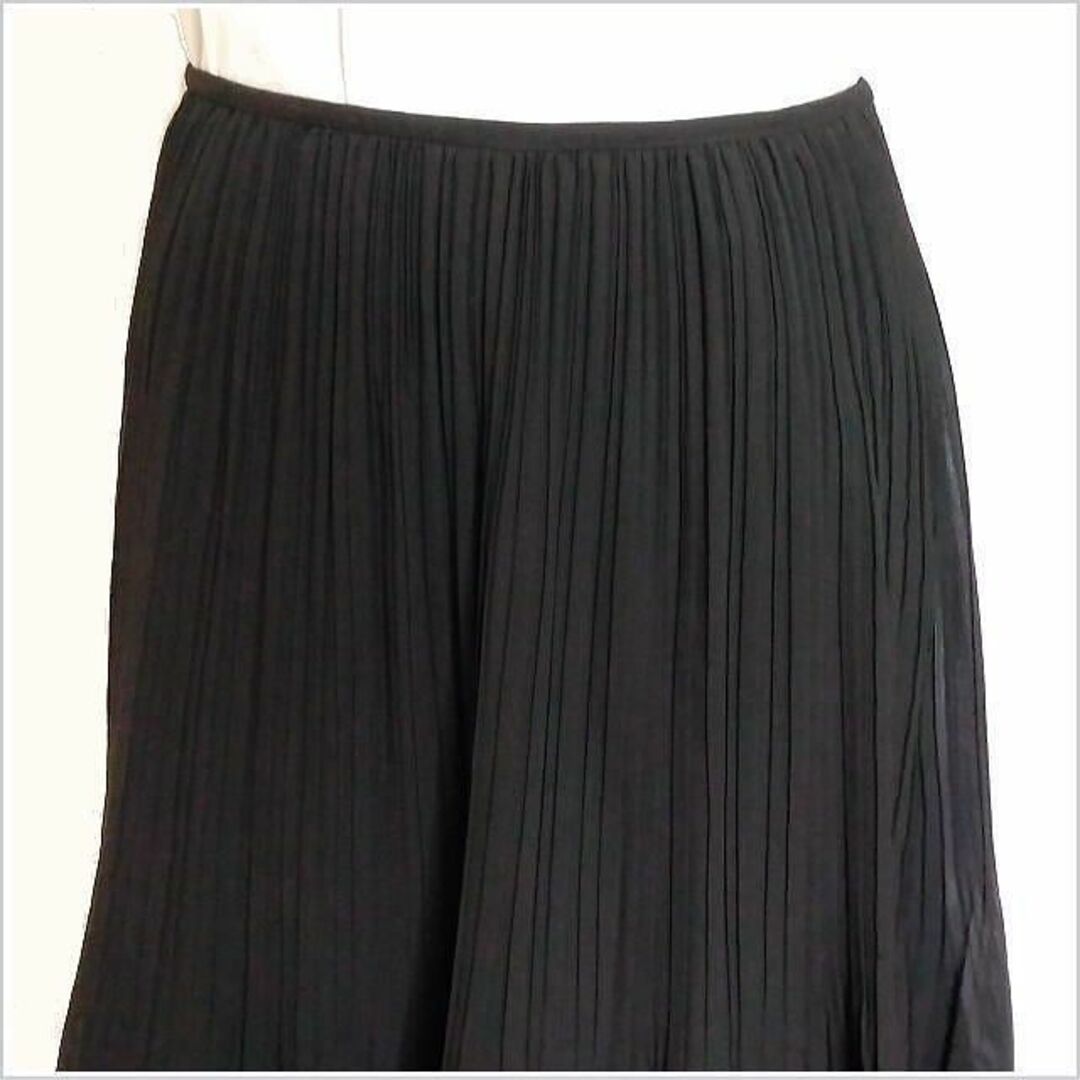 ef-de(エフデ)の［ef-de］黒プリーツフレアスカート 裾切替え エフデ ゆったりサイズ 13 レディースのスカート(ひざ丈スカート)の商品写真