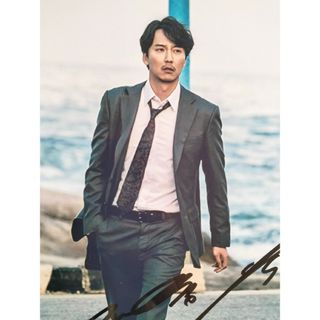 キム・ナムギル直筆サイン入り2Lサイズ写真…Kim Nam-gil…熱血司祭…(男性タレント)