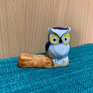 かわいいフクロウの置物 C(置物)