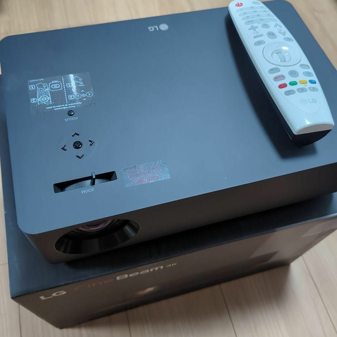 LG CineBeam 4K LEDプロジェクター HU70LS スマホ/家電/カメラのテレビ/映像機器(プロジェクター)の商品写真