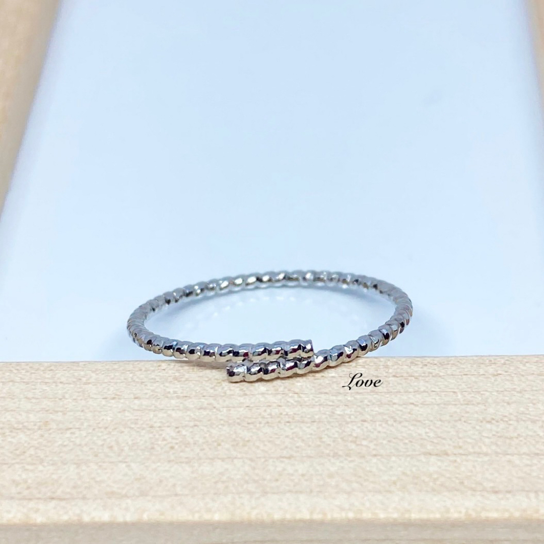 シンプル ワイヤーリング ステンレスリング ステンレス指輪 ピンキーリング レディースのアクセサリー(リング(指輪))の商品写真
