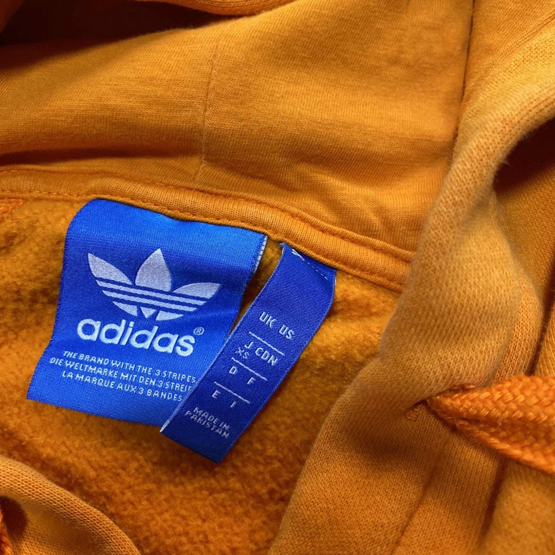 adidas(アディダス)のアディダスパーカー　オレンジ(^^) レディースのトップス(パーカー)の商品写真