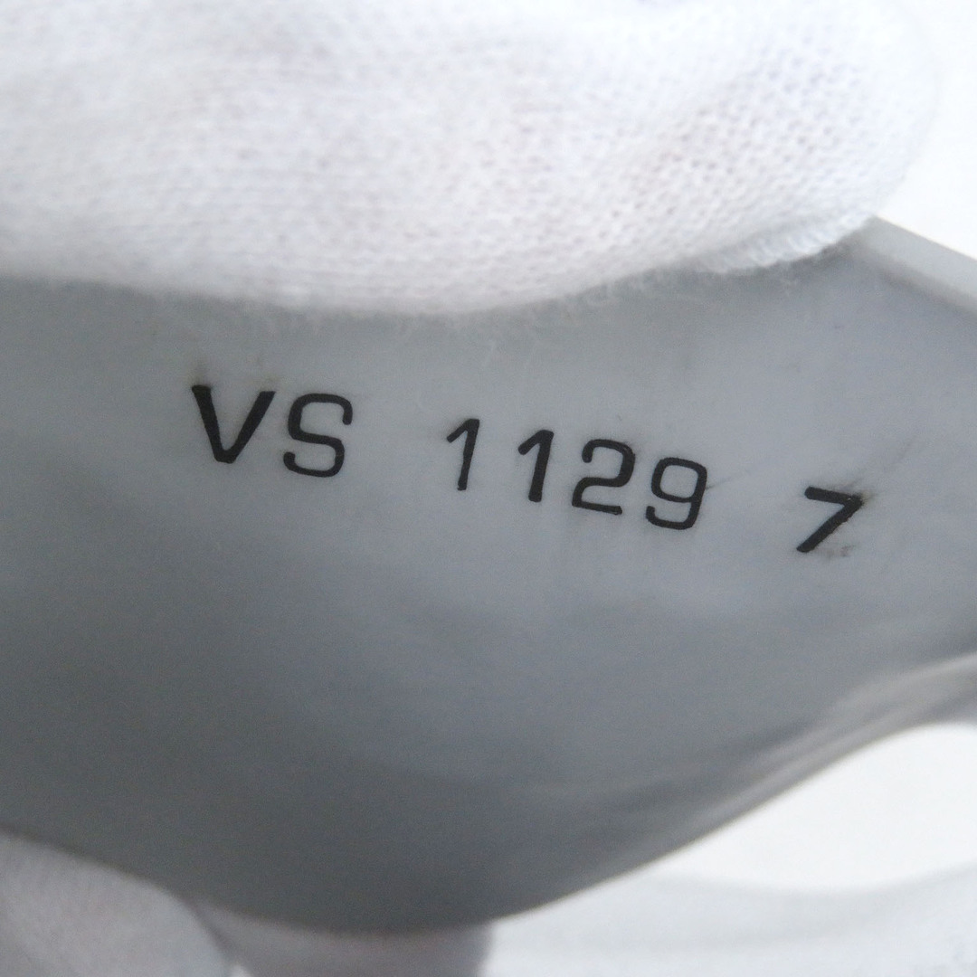 LOUIS VUITTON(ルイヴィトン)の極美品 LOUIS VUITTON ルイヴィトン 2019年製 ウォーターフロントライン モノグラム シャワーサンダル シルバー 7 イタリア製 メンズ メンズの靴/シューズ(サンダル)の商品写真