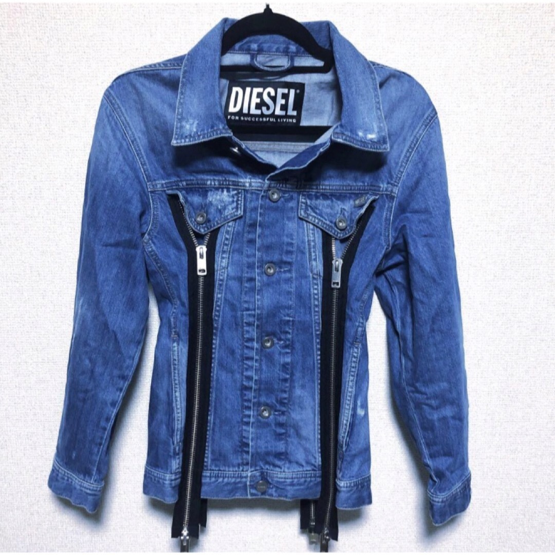 DIESEL(ディーゼル)のsizeXS◆匿名配送♢DIESEL◆デニムジャケット 前後ジップデザイン レディースのジャケット/アウター(Gジャン/デニムジャケット)の商品写真