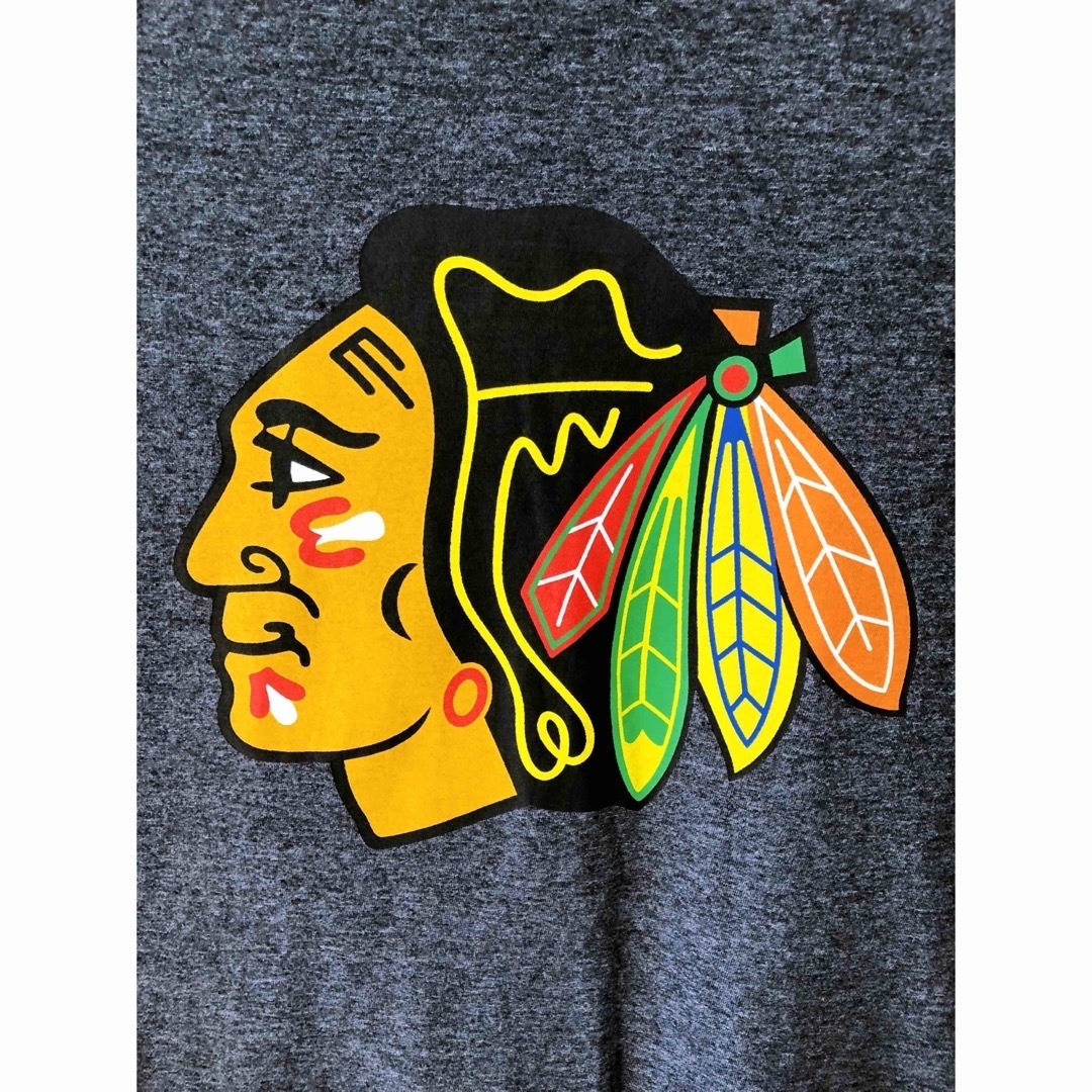 fanatic(ファナティック)のNHL　ブラックホークス　アルテミ・パナリン　Tシャツ　M　グレー　USA古着 メンズのトップス(Tシャツ/カットソー(半袖/袖なし))の商品写真