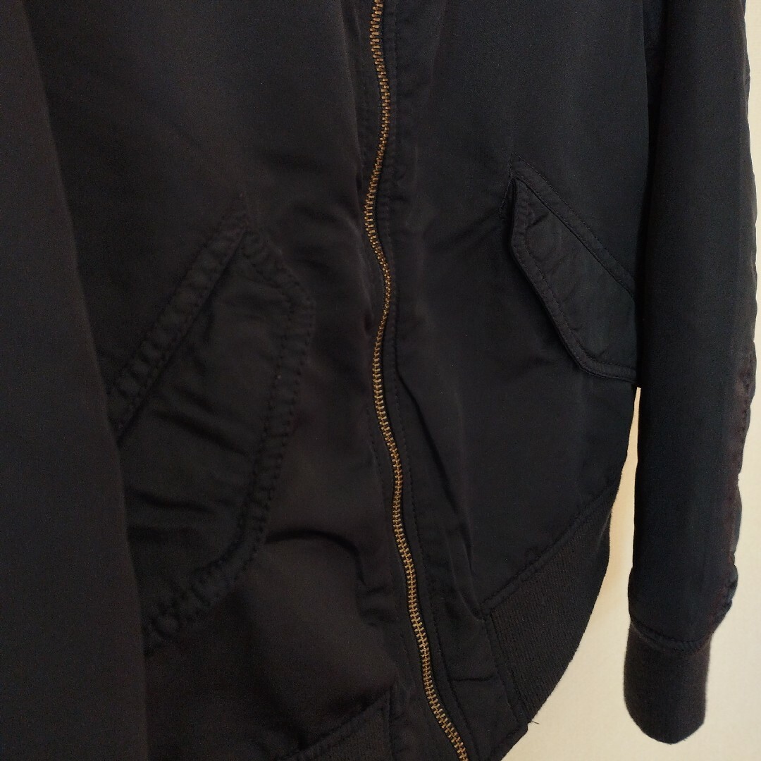 UNIQLO(ユニクロ)のUNIQLO ユニクロ　MA-1 ブルゾン ショートジャケット 長袖 カー レディースのジャケット/アウター(ブルゾン)の商品写真