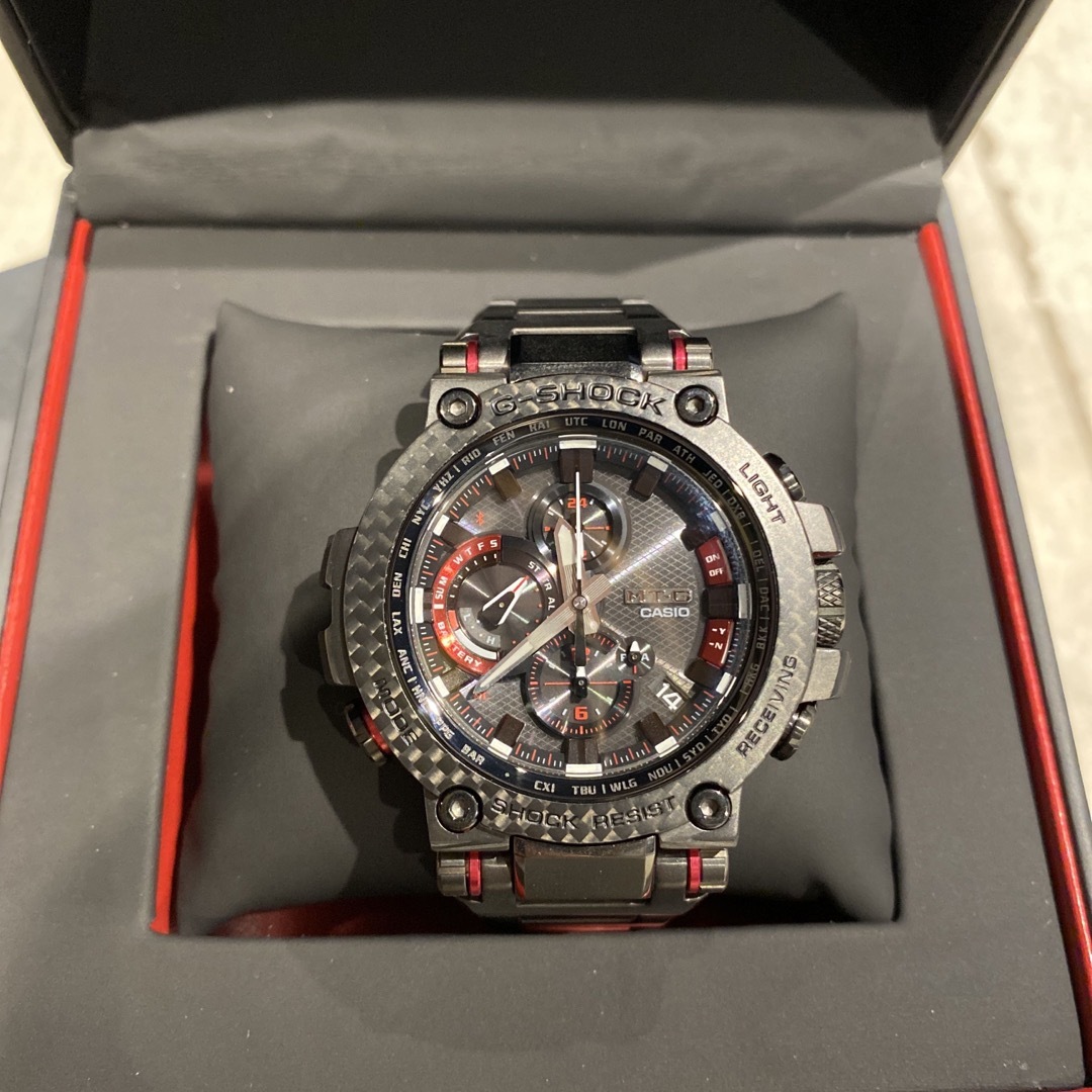 G-SHOCK(ジーショック)のG-SHOCK MT-G サファイアガラス MTG-B1000 メンズの時計(腕時計(アナログ))の商品写真