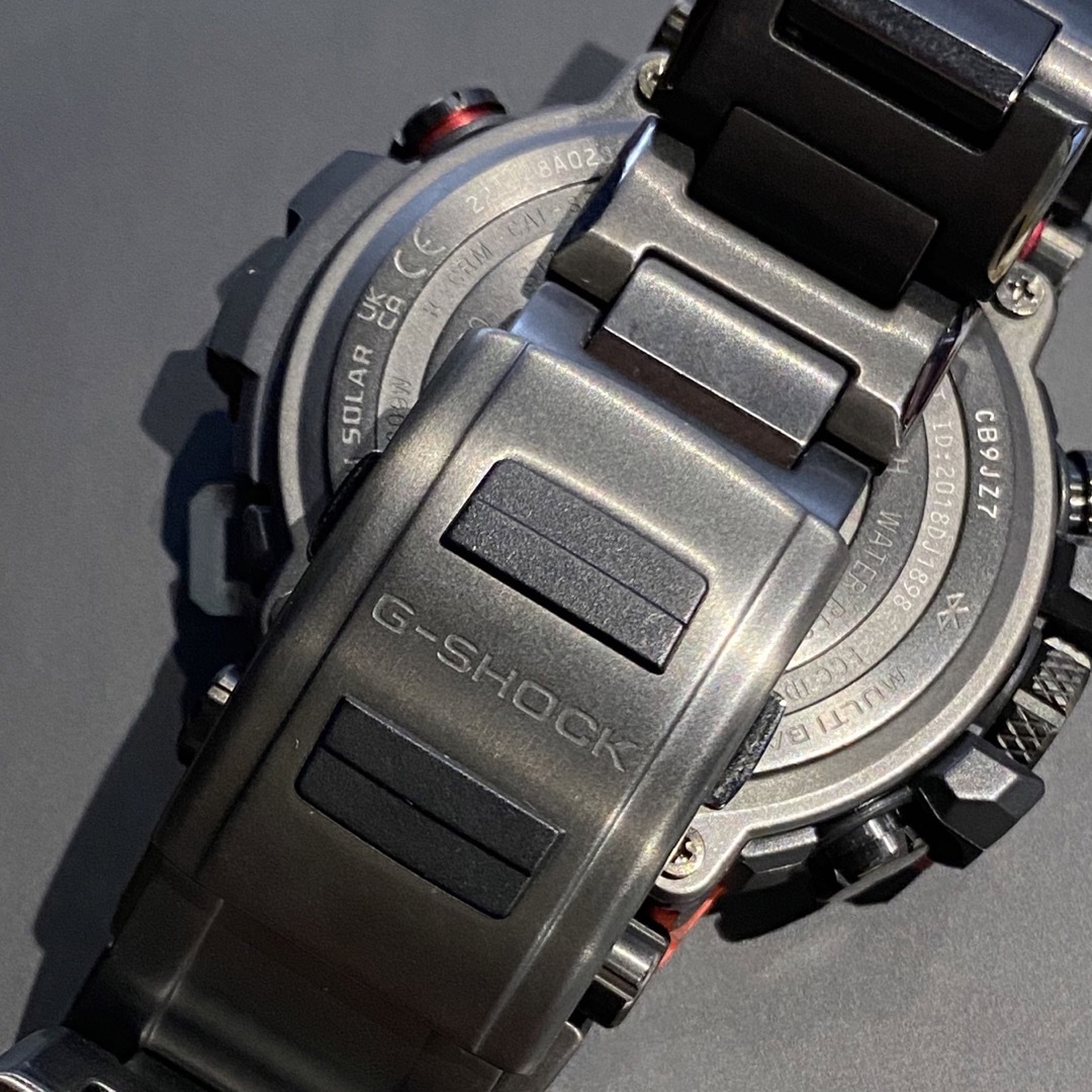 G-SHOCK(ジーショック)のG-SHOCK MT-G サファイアガラス MTG-B1000 メンズの時計(腕時計(アナログ))の商品写真