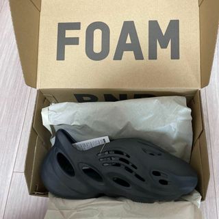 アディダス(adidas)の新品 adidas Yeezy Foam Runner ONYX 27.5cm(サンダル)