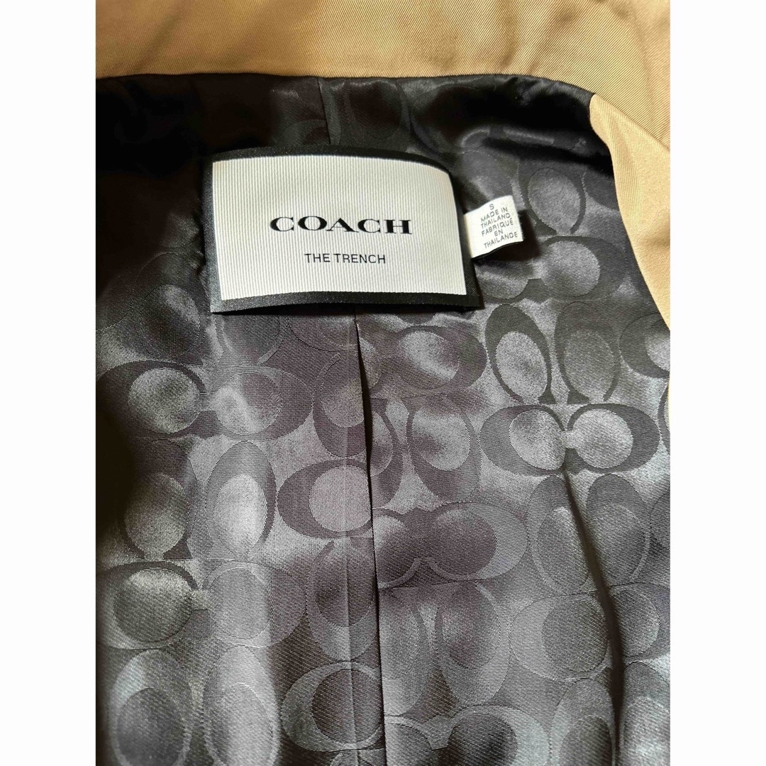 COACH(コーチ)のCOACH  トレンチコート　S  未使用品 レディースのジャケット/アウター(トレンチコート)の商品写真