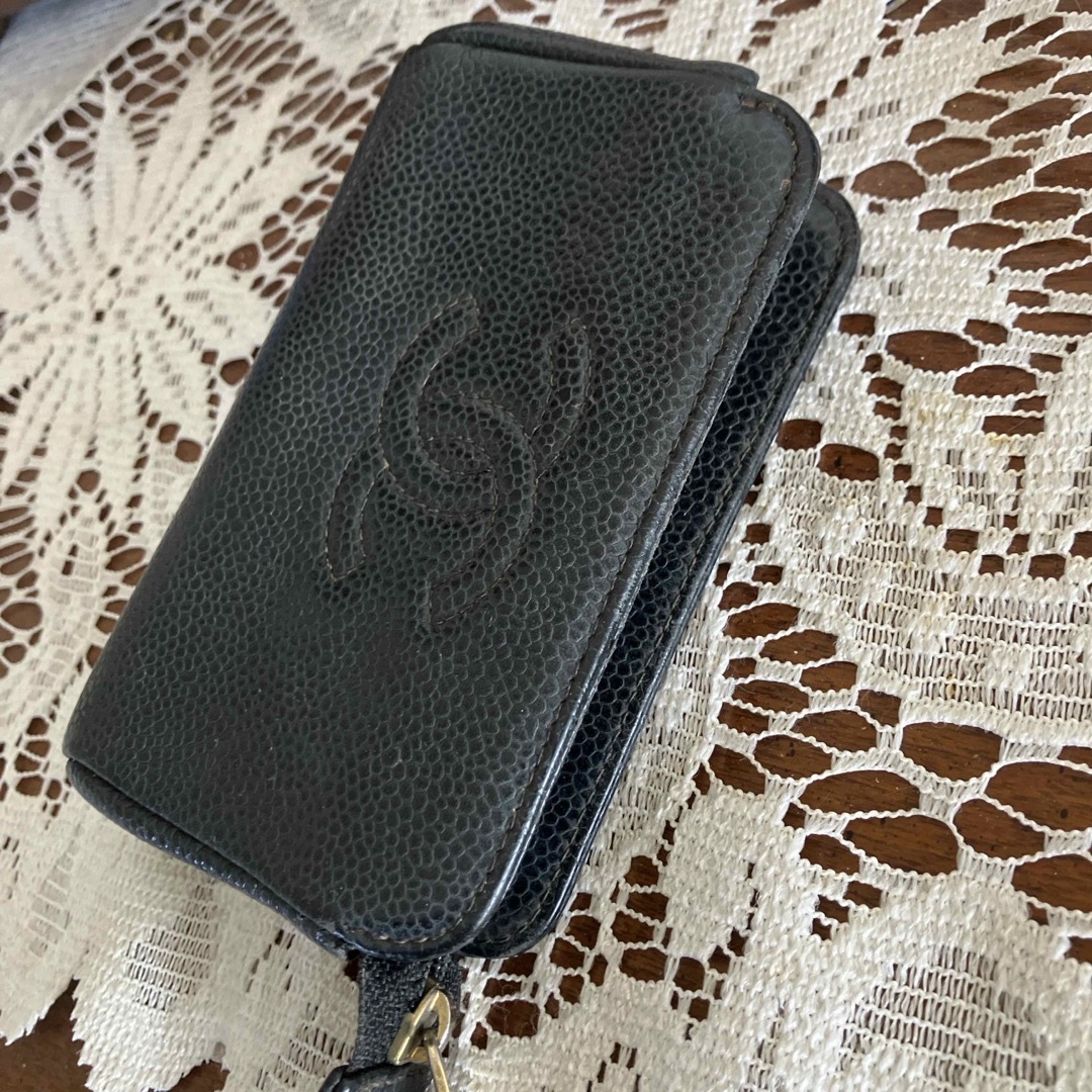 CHANEL(シャネル)のシャネル　キャビアスキン　ポーチ レディースのファッション小物(ポーチ)の商品写真