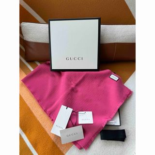 グッチ(Gucci)の1回短時間使用のみ　GUCCI カシミヤ 100 マフラー(マフラー/ショール)