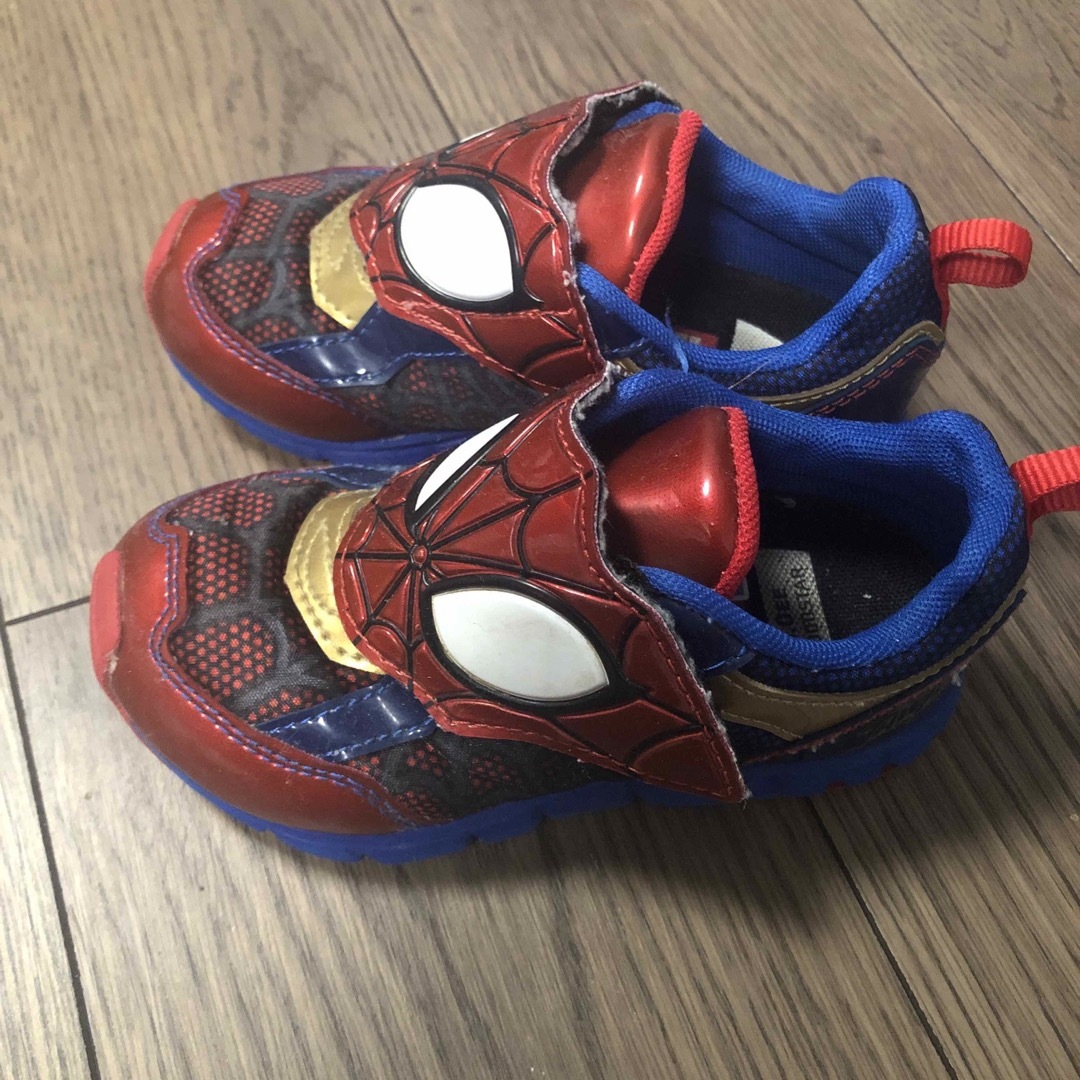 スパイダーマン　スニーカー　16㎝ キッズ/ベビー/マタニティのキッズ靴/シューズ(15cm~)(スニーカー)の商品写真