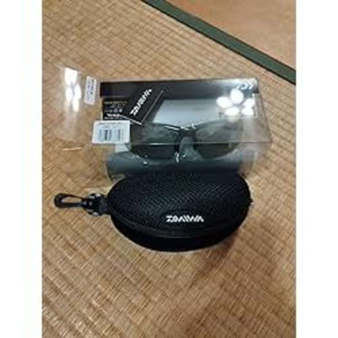 DAIWA(ダイワ)の【特価】ダイワ(DAIWA) ポリカーボネイト変色調光偏光グラス ハードケース付 スポーツ/アウトドアのフィッシング(その他)の商品写真