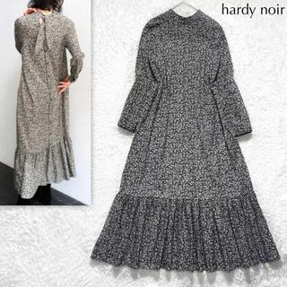 HARDY NOIR - 【美品】hardy noir デシン小花プリント後ろタイワンピース