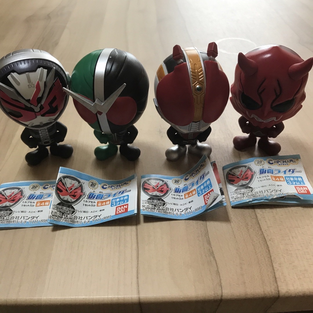 BANDAI(バンダイ)のカプキャラ　仮面ライダー エンタメ/ホビーのおもちゃ/ぬいぐるみ(キャラクターグッズ)の商品写真