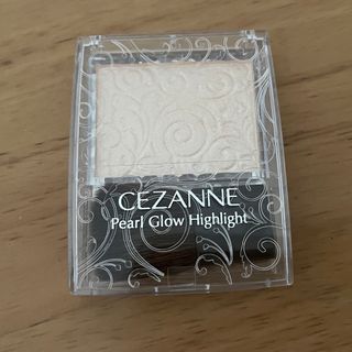 セザンヌケショウヒン(CEZANNE（セザンヌ化粧品）)のセザンヌ　パールグロウハイライト(フェイスカラー)