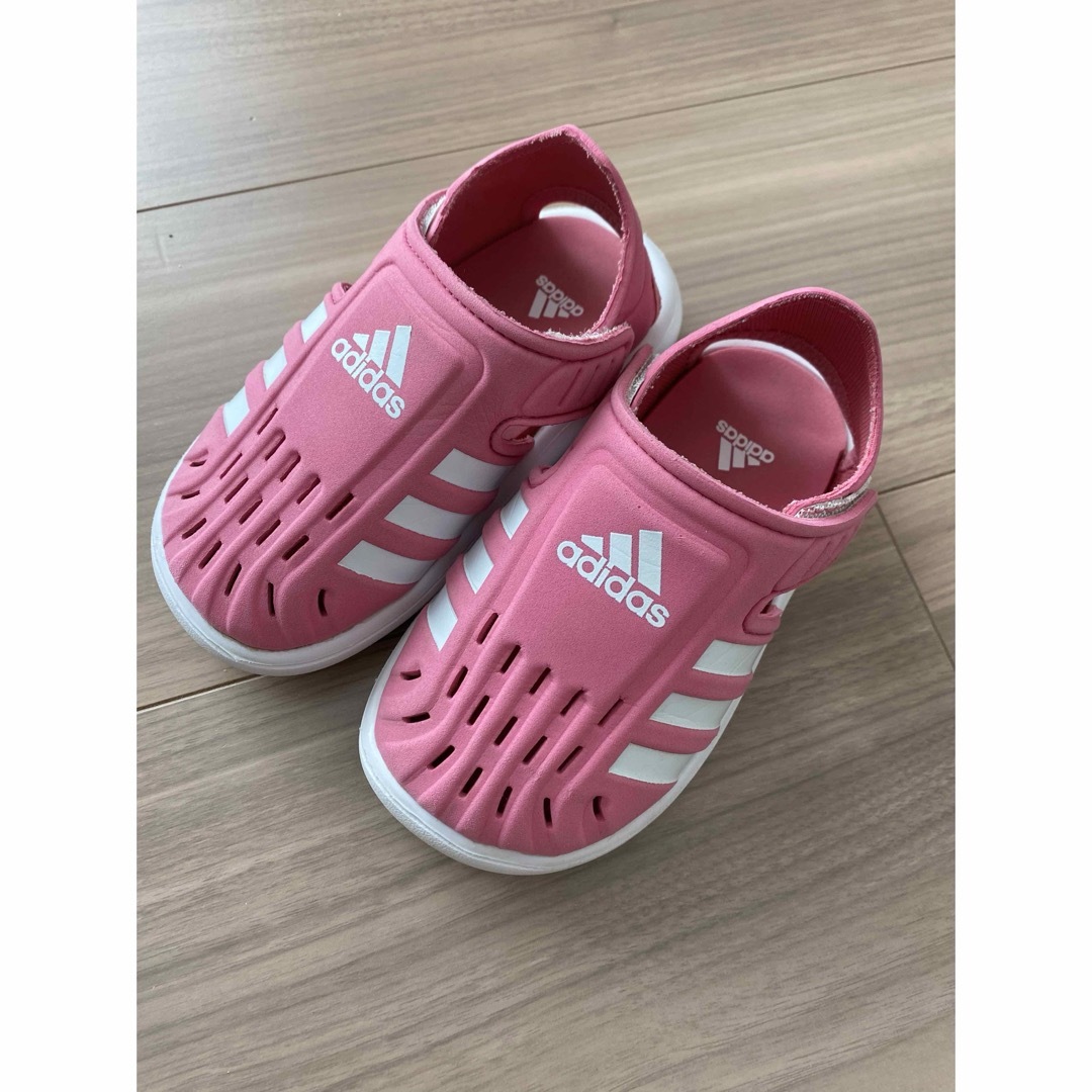 adidas(アディダス)のadidas サンダル　14.0cm キッズ/ベビー/マタニティのベビー靴/シューズ(~14cm)(サンダル)の商品写真