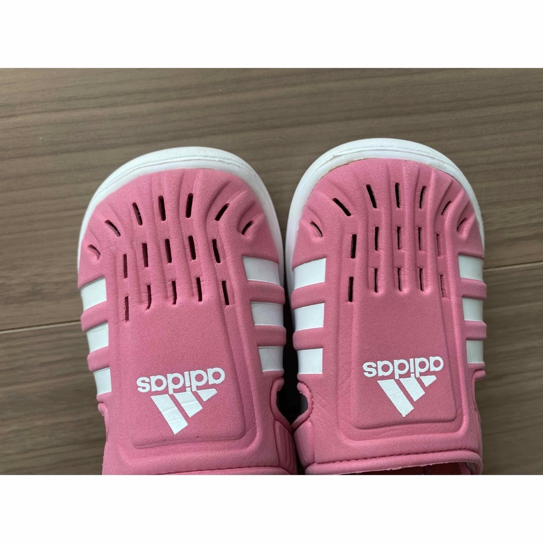 adidas(アディダス)のadidas サンダル　14.0cm キッズ/ベビー/マタニティのベビー靴/シューズ(~14cm)(サンダル)の商品写真