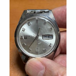 セイコー(SEIKO)のセイコー5クロスライン、サンバースト文字盤、稼働品、竜頭操作問題無し、ブレス17(腕時計(アナログ))