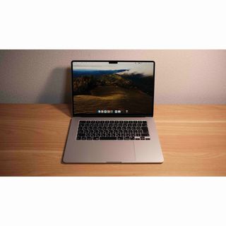 マック(Mac (Apple))の【極美品】M2 MacBook Air 15インチ 8GB/256GB シルバー(ノートPC)