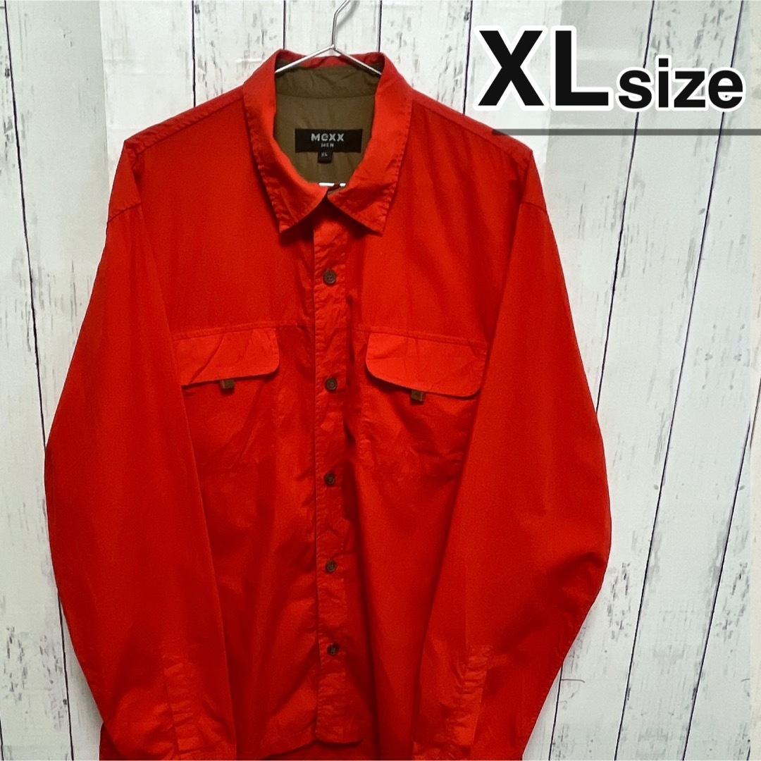 shirts(シャツ)のUSA古着　ワークシャツ　長袖　XL　レッド　赤　無地　ダブルポケット　コットン メンズのトップス(シャツ)の商品写真