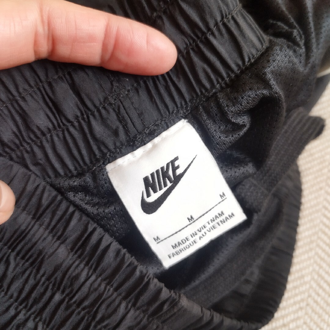 NIKE(ナイキ)のNIKE トレーニングパンツ キッズ キッズ/ベビー/マタニティのキッズ服男の子用(90cm~)(パンツ/スパッツ)の商品写真