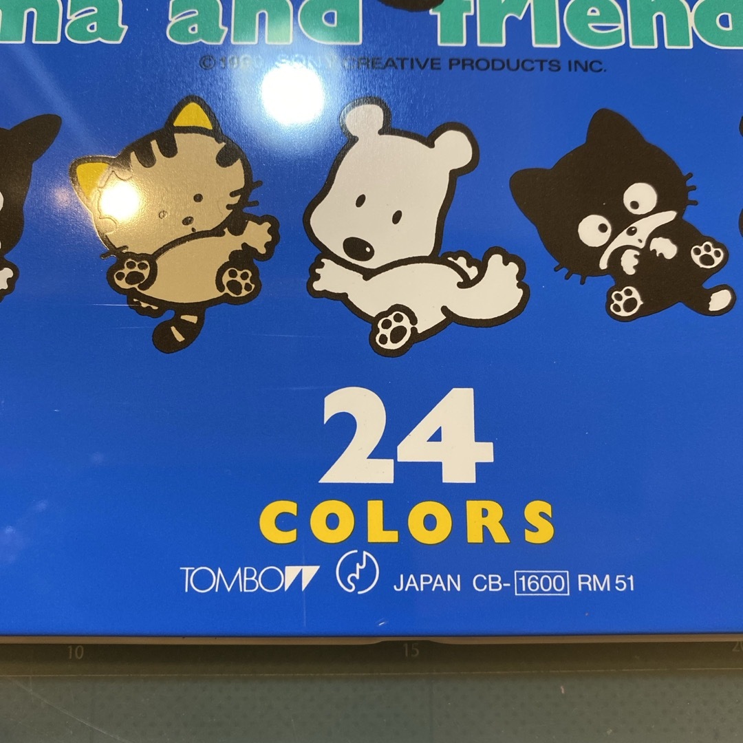 トンボ鉛筆(トンボエンピツ)の匿名配送NO342 トンボ鉛筆　色鉛筆24色　TAMA and FRIENDS青 エンタメ/ホビーのアート用品(色鉛筆)の商品写真