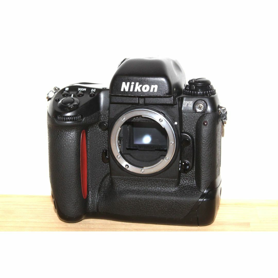 Nikon(ニコン)のNikon F5 C002 ニコン スマホ/家電/カメラのカメラ(フィルムカメラ)の商品写真