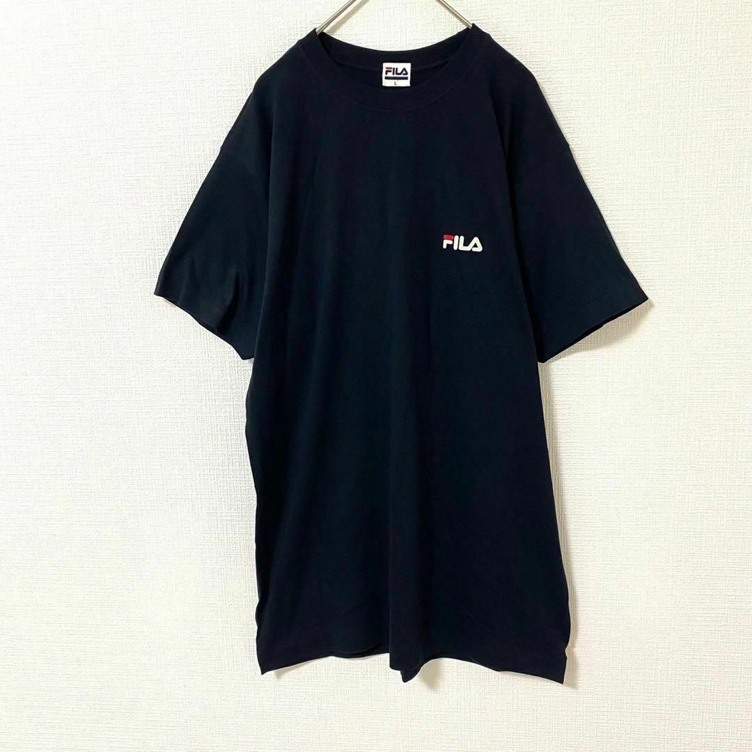FILA(フィラ)のTシャツ 半袖 フィラ ワンポイントロゴ ブラック 黒 L コットン 綿 メンズのトップス(Tシャツ/カットソー(半袖/袖なし))の商品写真