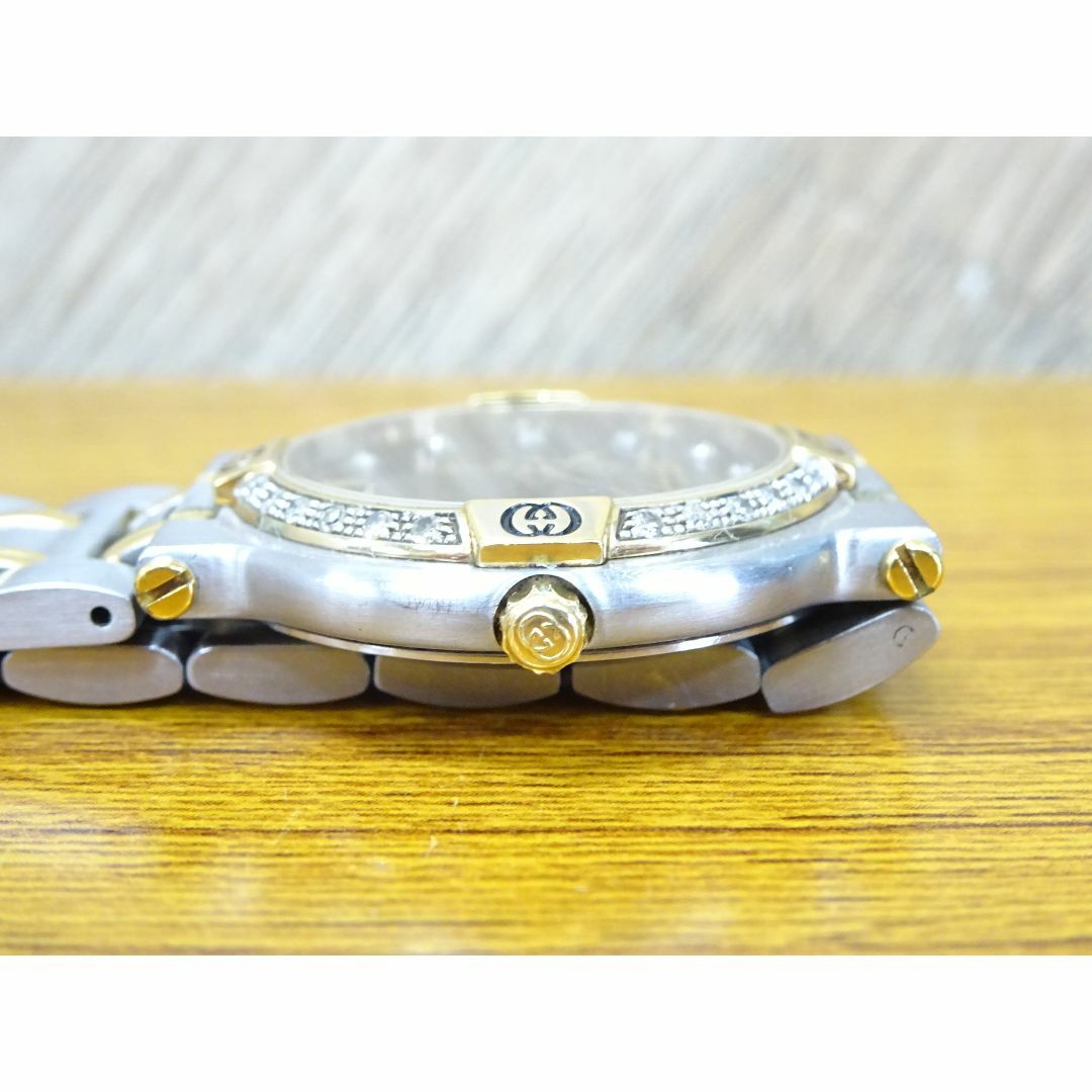 Gucci(グッチ)のK渋075/ GUCCI 腕時計 クオーツ メンズ ラインストーン 9000M メンズの時計(腕時計(アナログ))の商品写真