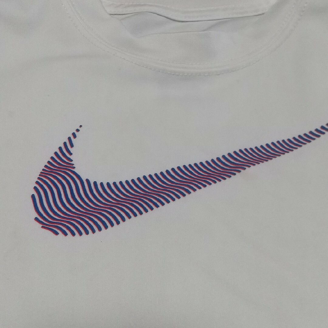 NIKE(ナイキ)のナイキ キッズTシャツ キッズ/ベビー/マタニティのキッズ服男の子用(90cm~)(Tシャツ/カットソー)の商品写真